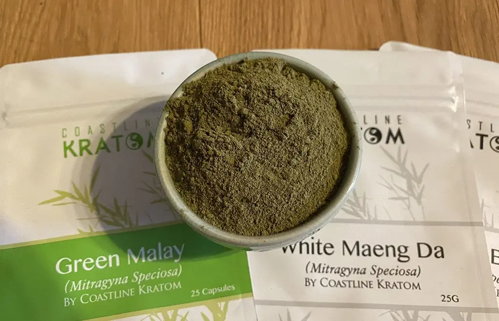 coastline kratom maeng da